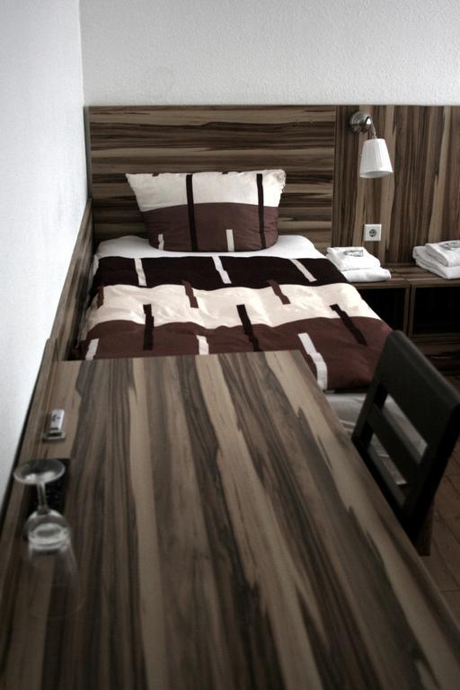 Hotel Zur Heidquelle เบรเมน ภายนอก รูปภาพ